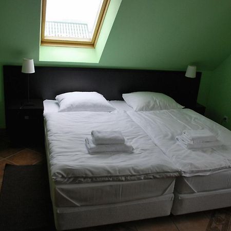 K2 Pokoje Szypliszki Exterior foto